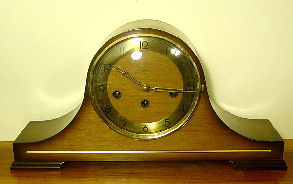 Linden Mantel Wood Clock Cuckoo Clock Co Germany 41074 