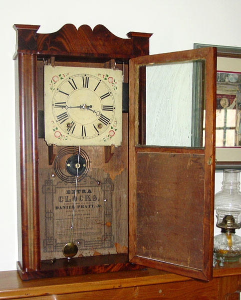 Daniel Pratt Jr. wooden works shelf clock