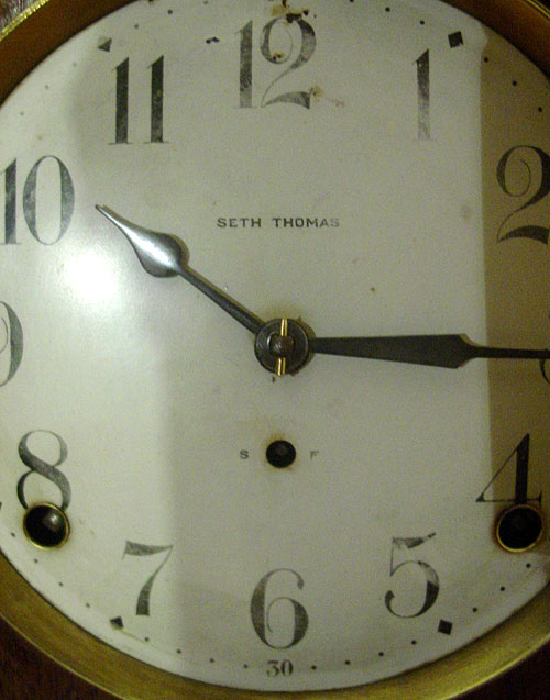 Seth Thomas Prospect No.9 shelf clock, circa 1913