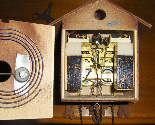 Unidentified miniature cuckoo clock